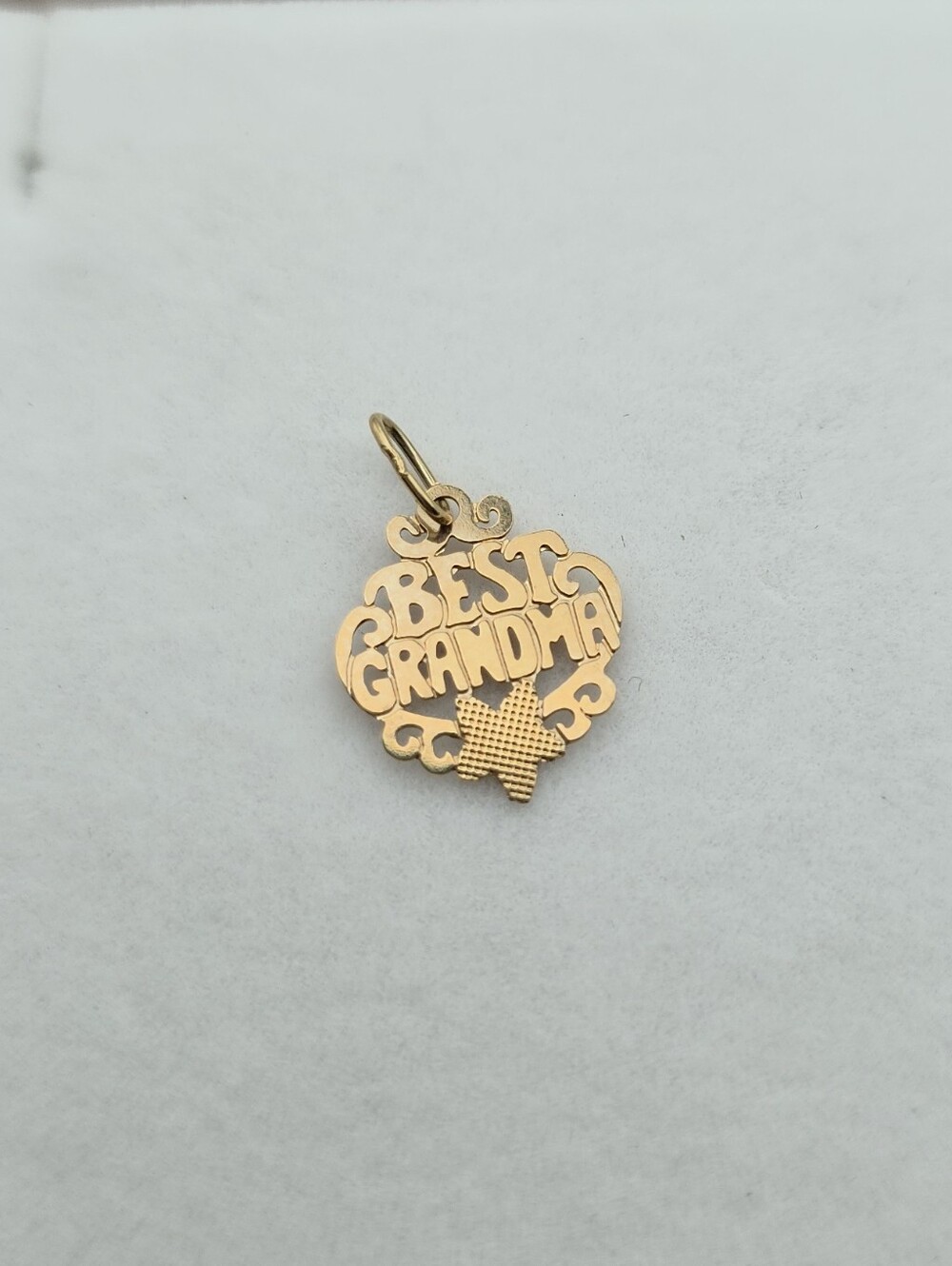 Vintage 14k Gold Best Grandma Dainty Minimalist Heart Charm Pendant